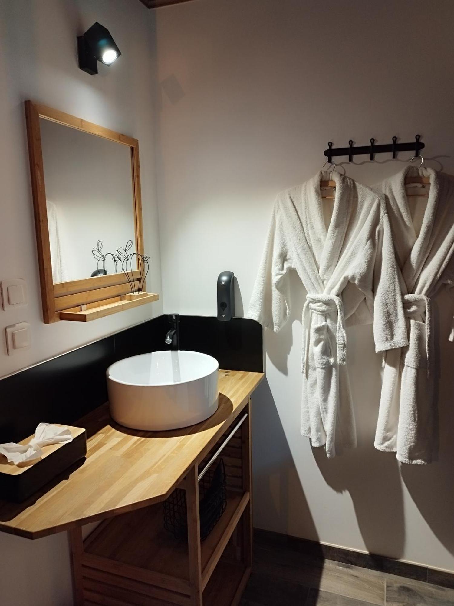 Autrement Spa Avelin Buitenkant foto